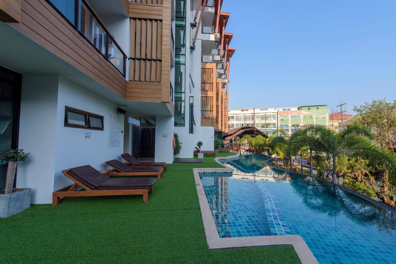 The Lunar Patong Phuket Exterior photo